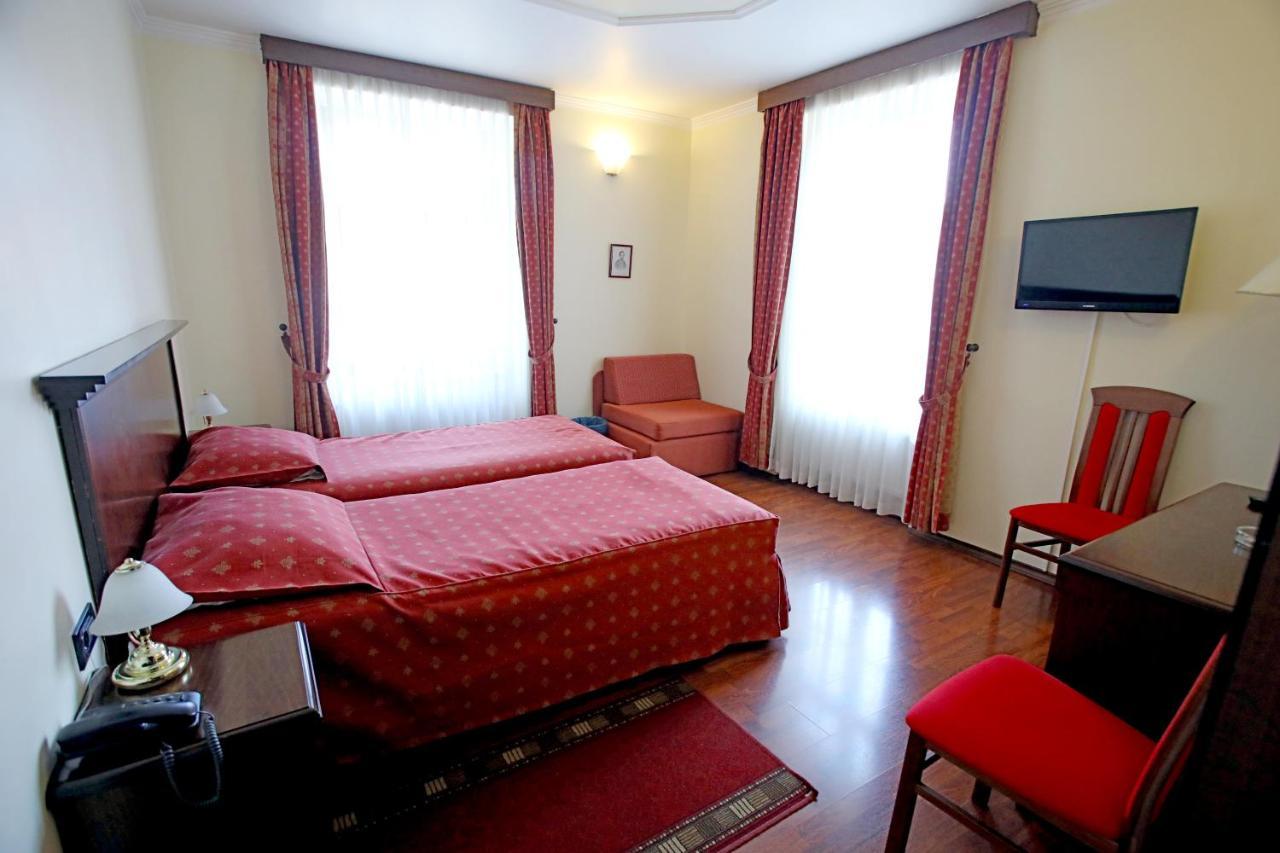 Hotel Lavica サモボル エクステリア 写真